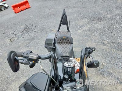 Piąte zdjęcie samochodu w środku: 2013 HARLEY-DAVIDSON FLTRX ROAD GLIDE CUSTOM VIN:1HD1KHM1XDB649037 - miniatura