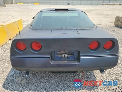 Zdjęcie 6 z 12 samochodu: 1989 CHEVROLET CORVETTE VIN:1G1YY2184K5100077 - miniatura
