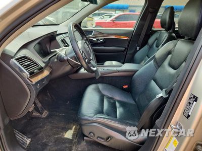 Zdjęcie 7 z 13 samochodu: 2016 VOLVO XC90 T6 VIN:YV4A22PK6G1031255 - miniatura