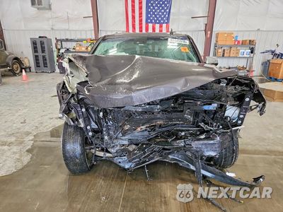 Piąte zdjęcie samochodu w środku: 2016 CHEVROLET SUBURBAN K1500 LTZ VIN:1GNSKJKC2GR311491 - miniatura