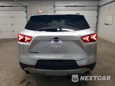 Zdjęcie 6 z 12 samochodu: 2020 CHEVROLET BLAZER 1LT VIN:3GNKBBRA9LS673187 - miniatura