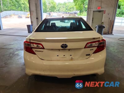 Zdjęcie 6 z 12 samochodu: 2014 TOYOTA CAMRY HYBRID SE VIN:4T1BD1FK6EU135801 - miniatura