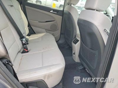 Zdjęcie 11 z 13 samochodu: 2019 HYUNDAI TUCSON SEL VIN:KM8J33AL0KU972288 - miniatura