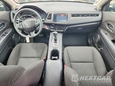 Zdjęcie 8 z 13 samochodu: 2018 HONDA HR-V EX VIN:3CZRU5H50JM714065 - miniatura
