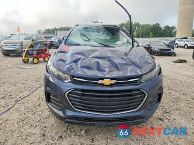 Piąte zdjęcie samochodu w środku: 2019 CHEVROLET TRAX LS VIN:3GNCJNSB2KL232019 - miniatura