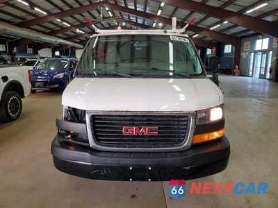 Piąte zdjęcie samochodu w środku: 2018 CHEVROLET EXPRESS G2500 VIN:1GCWGAFB9J1311927 - miniatura
