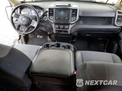 Zdjęcie 8 z 13 samochodu: 2019 RAM 2500 BIG HORN VIN:3C6UR5DL1KG663737 - miniatura