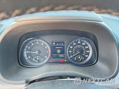Zdjęcie 9 z 13 samochodu: 2018 HYUNDAI KONA SEL VIN:KM8K22AA4JU080737 - miniatura
