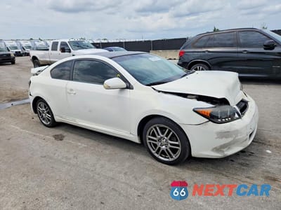 Czwarte zdjęcie samochodu z boku: 2008 SCION TC BASE VIN:JTKDE167180238750 - miniatura