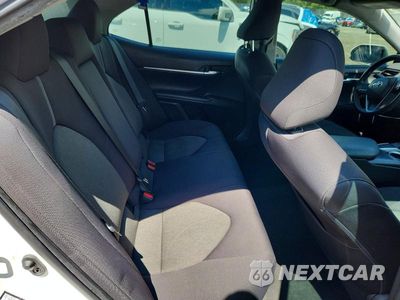 Zdjęcie 10 z 12 samochodu: 2021 TOYOTA CAMRY LE VIN:4T1C11AK2MU436469 - miniatura