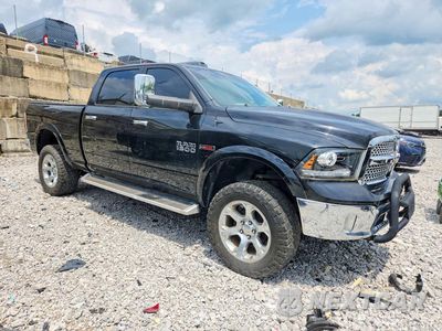 Czwarte zdjęcie samochodu z boku: 2015 RAM 1500 LARAMIE VIN:1C6RR7VM3FS600369 - miniatura