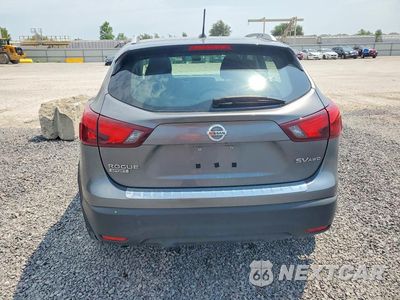 Zdjęcie 6 z 13 samochodu: 2017 NISSAN ROGUE SPORT S VIN:JN1BJ1CR6HW140586 - miniatura