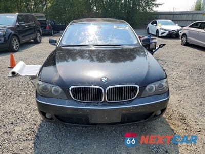Piąte zdjęcie samochodu w środku: 2007 BMW 750 VIN:WBAHN83597DT66565 - miniatura