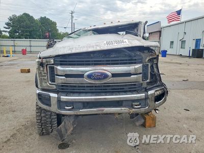Piąte zdjęcie samochodu w środku: 2018 FORD F250 SUPER DUTY VIN:1FT7W2BT7JEC89656 - miniatura