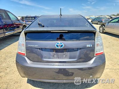 Zdjęcie 6 z 12 samochodu: 2011 TOYOTA PRIUS THREE VIN:JTDKN3DU2B5320063 - miniatura