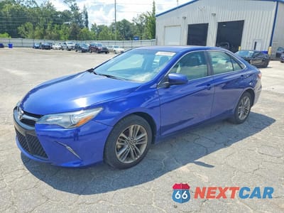 2015 TOYOTA CAMRY SE 4T1BF1FK8FU903046 - główne zdjęcie licytacji z USA - miniatura