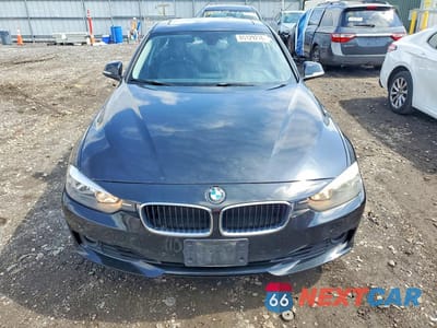 Piąte zdjęcie samochodu w środku: 2013 BMW 328 XI VIN:WBA3B3C57DF145911 - miniatura