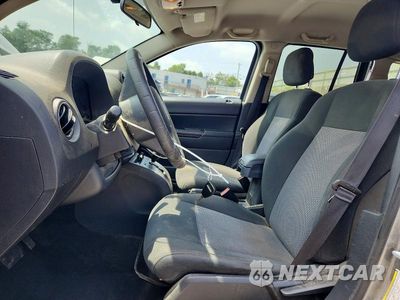 Zdjęcie 7 z 14 samochodu: 2013 JEEP COMPASS SPORT VIN:1C4NJDBB1DD196439 - miniatura