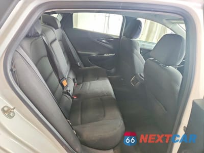 Zdjęcie 10 z 12 samochodu: 2017 CHEVROLET MALIBU LT VIN:1G1ZE5ST1HF184962 - miniatura