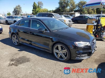 Czwarte zdjęcie samochodu z boku: 2018 AUDI A3 PREMIUM PLUS VIN:WAUJ8GFF2J1006523 - miniatura