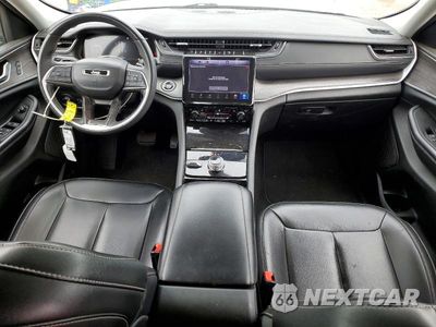 Zdjęcie 8 z 13 samochodu: 2023 JEEP GRAND CHEROKEE LIMITED VIN:1C4RJHBG0PC582087 - miniatura