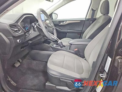 Zdjęcie 7 z 13 samochodu: 2021 FORD ESCAPE SE VIN:1FMCU9G68MUA73479 - miniatura