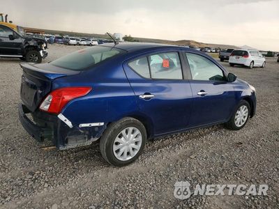 Trzecie zdjęcie samochodu z tyłu: 2018 NISSAN VERSA SV VIN:3N1CN7AP7JL812311 - miniatura