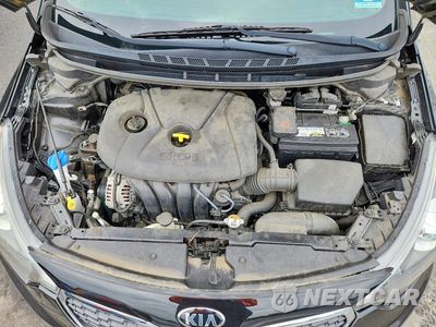 Zdjęcie 11 z 12 samochodu: 2014 KIA FORTE EX VIN:KNAFX4A84E5185548 - miniatura