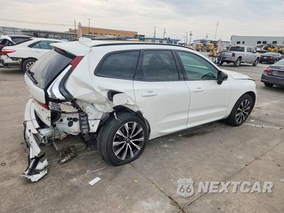 Trzecie zdjęcie samochodu z tyłu: 2024 VOLVO XC60 CORE VIN:YV4L12RK8R1720757 - miniatura