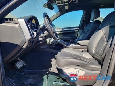 Zdjęcie 7 z 13 samochodu: 2014 PORSCHE CAYENNE S HYBRID VIN:WP1AE2A24ELA50535 - miniatura