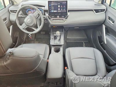 Zdjęcie 8 z 14 samochodu: 2026 TOYOTA COROLLA CROSS XLE VIN:7MUDAABG3TV164977 - miniatura