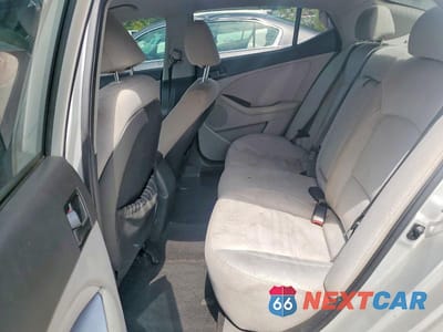 Zdjęcie 10 z 12 samochodu: 2013 KIA OPTIMA LX VIN:5XXGM4A77DG151055 - miniatura