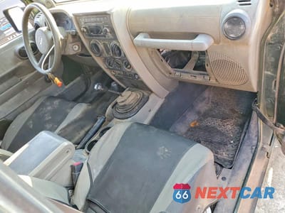 Zdjęcie 8 z 12 samochodu: 2007 JEEP WRANGLER X VIN:1J4FA24117L149526 - miniatura