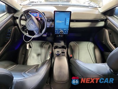 Zdjęcie 8 z 14 samochodu: 2023 FORD MUSTANG MACH-E PREMIUM VIN:3FMTK3SU3PMB05868 - miniatura