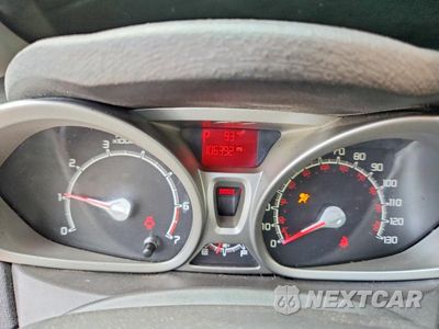 Zdjęcie 9 z 12 samochodu: 2012 FORD FIESTA SE VIN:3FADP4BJ2CM111392 - miniatura