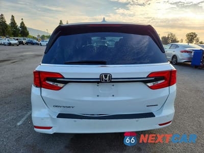 Zdjęcie 6 z 13 samochodu: 2024 HONDA ODYSSEY TOURING VIN:5FNRL6H81RB019571 - miniatura