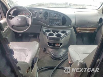 Zdjęcie 8 z 13 samochodu: 2007 FORD ECONOLINE E250 VAN VIN:1FTNE24W87DA06665 - miniatura