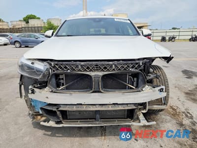 Piąte zdjęcie samochodu w środku: 2020 BMW X2 SDRIVE28I VIN:WBXYH9C00L5P63268 - miniatura
