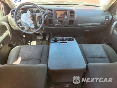 Zdjęcie 8 z 12 samochodu: 2011 CHEVROLET SILVERADO C1500 LT VIN:3GCPCSE05BG338440 - miniatura
