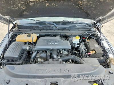 Zdjęcie 11 z 12 samochodu: 2020 RAM 1500 LARAMIE VIN:1C6SRFJM7LN226585 - miniatura