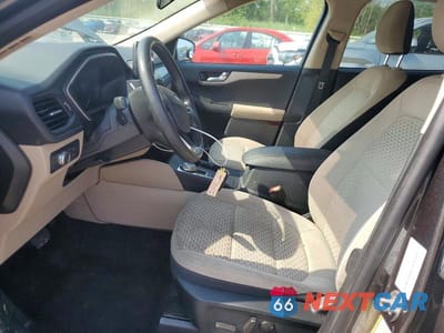 Zdjęcie 7 z 13 samochodu: 2020 FORD ESCAPE SE VIN:1FMCU0G61LUC00440 - miniatura