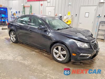 Czwarte zdjęcie samochodu z boku: 2015 CHEVROLET CRUZE LT VIN:1G1PE5SB4F7236204 - miniatura