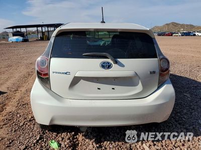 Zdjęcie 6 z 13 samochodu: 2013 TOYOTA PRIUS C FOUR VIN:JTDKDTB33D1543669 - miniatura