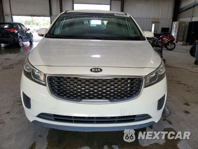 Piąte zdjęcie samochodu w środku: 2016 KIA SEDONA L VIN:KNDMA5C14G6149728 - miniatura