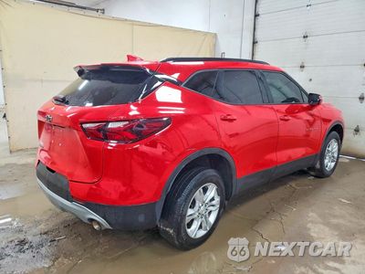 Trzecie zdjęcie samochodu z tyłu: 2021 CHEVROLET BLAZER 2LT VIN:3GNKBCR41MS561971 - miniatura