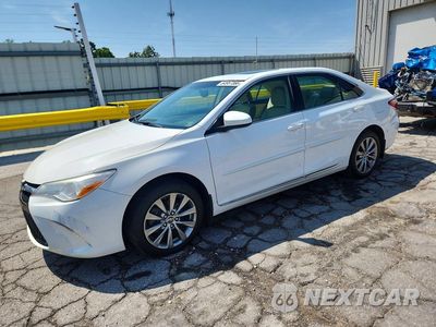 2017 TOYOTA CAMRY XLE 4T1BF1FK6HU754316 - główne zdjęcie licytacji z USA - miniatura