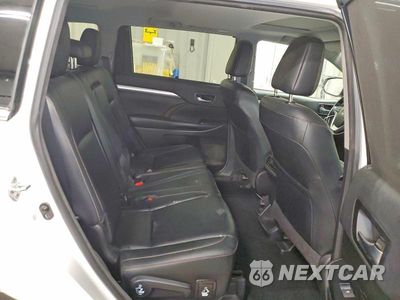 Zdjęcie 11 z 13 samochodu: 2018 TOYOTA HIGHLANDER XLE VIN:5TDJZRFH5JS857862 - miniatura