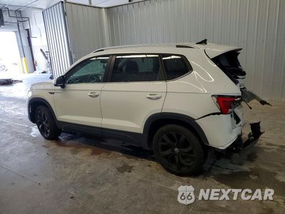 Drugie zdjęcie samochodu z przodu: 2024 VOLKSWAGEN TAOS SE VIN:3VVEX7B23RM114675 - miniatura