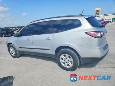 Drugie zdjęcie samochodu z przodu: 2016 CHEVROLET TRAVERSE LS VIN:1GNKRFED9GJ232668 - miniatura