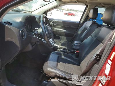Zdjęcie 7 z 13 samochodu: 2014 JEEP COMPASS LATITUDE VIN:1C4NJCEB0ED585936 - miniatura